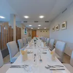 Ξενοδοχείο Simon's Plaza 4*