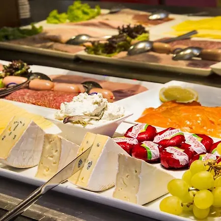 사이먼스 플라자 호텔 4*