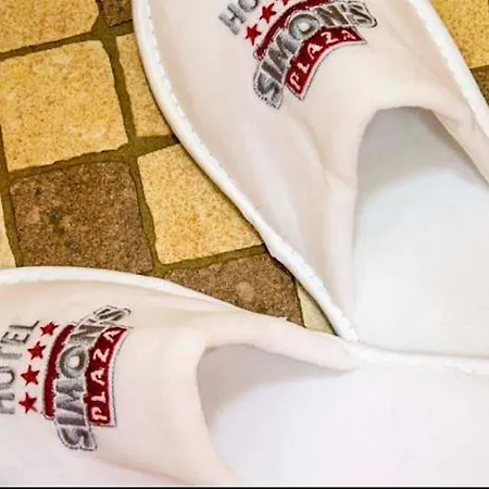 사이먼스 플라자