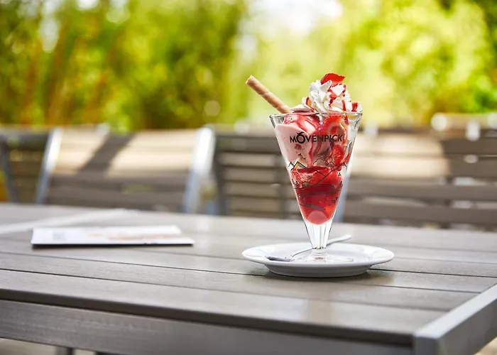 Отель Simon's Plaza 4*