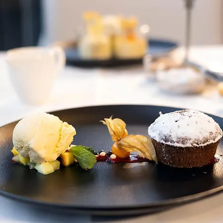 사이먼스 플라자 호텔