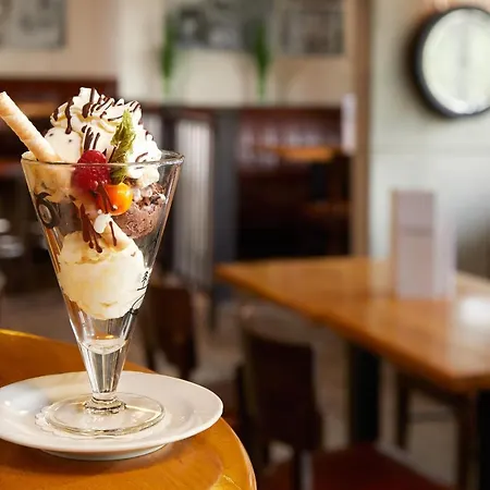 사이먼스 플라자 호텔