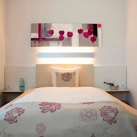 Simon's Plaza Szálloda 4*