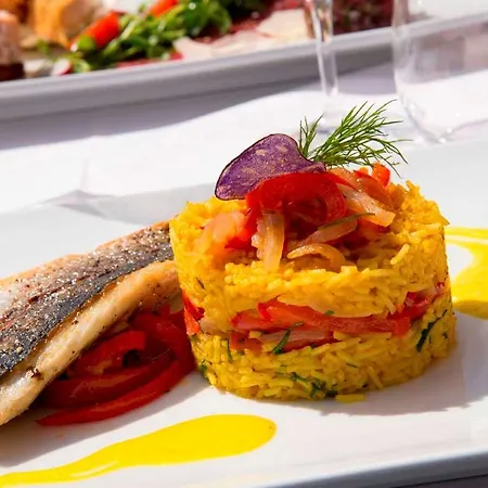 Ξενοδοχείο Simon's Plaza 4*