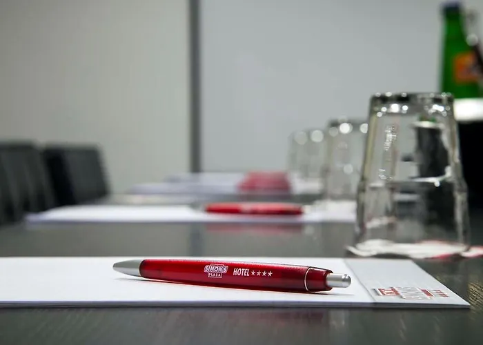 Hotel Simon's Plaza 4*